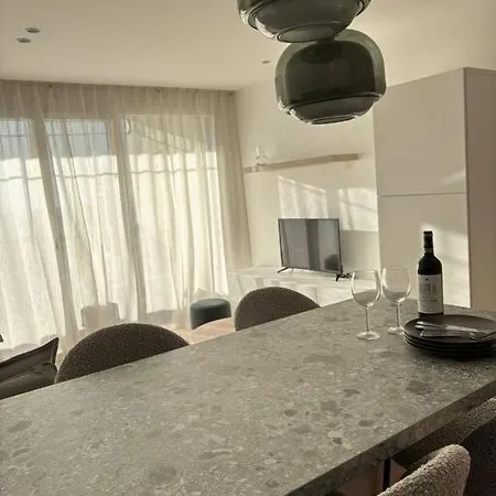 Les Hirondelles * Aix-les-Bains