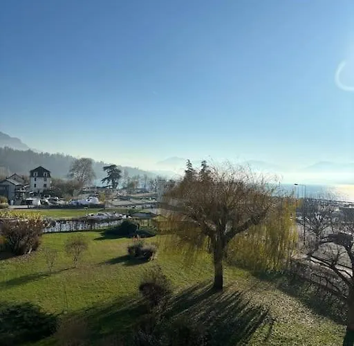 Les Hirondelles شقة